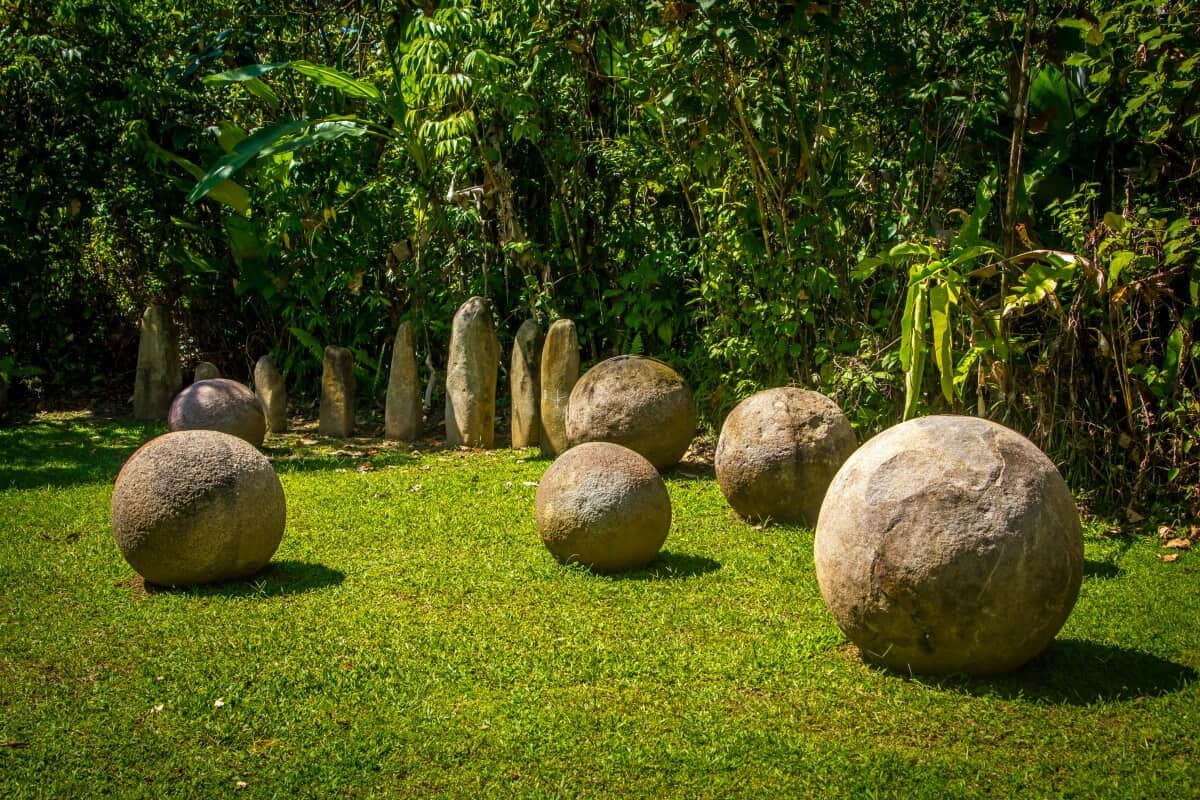 50 Años del Descubrimiento de las Esferas de Piedra de Diquís: Historia, Significado y Teorías Actuales